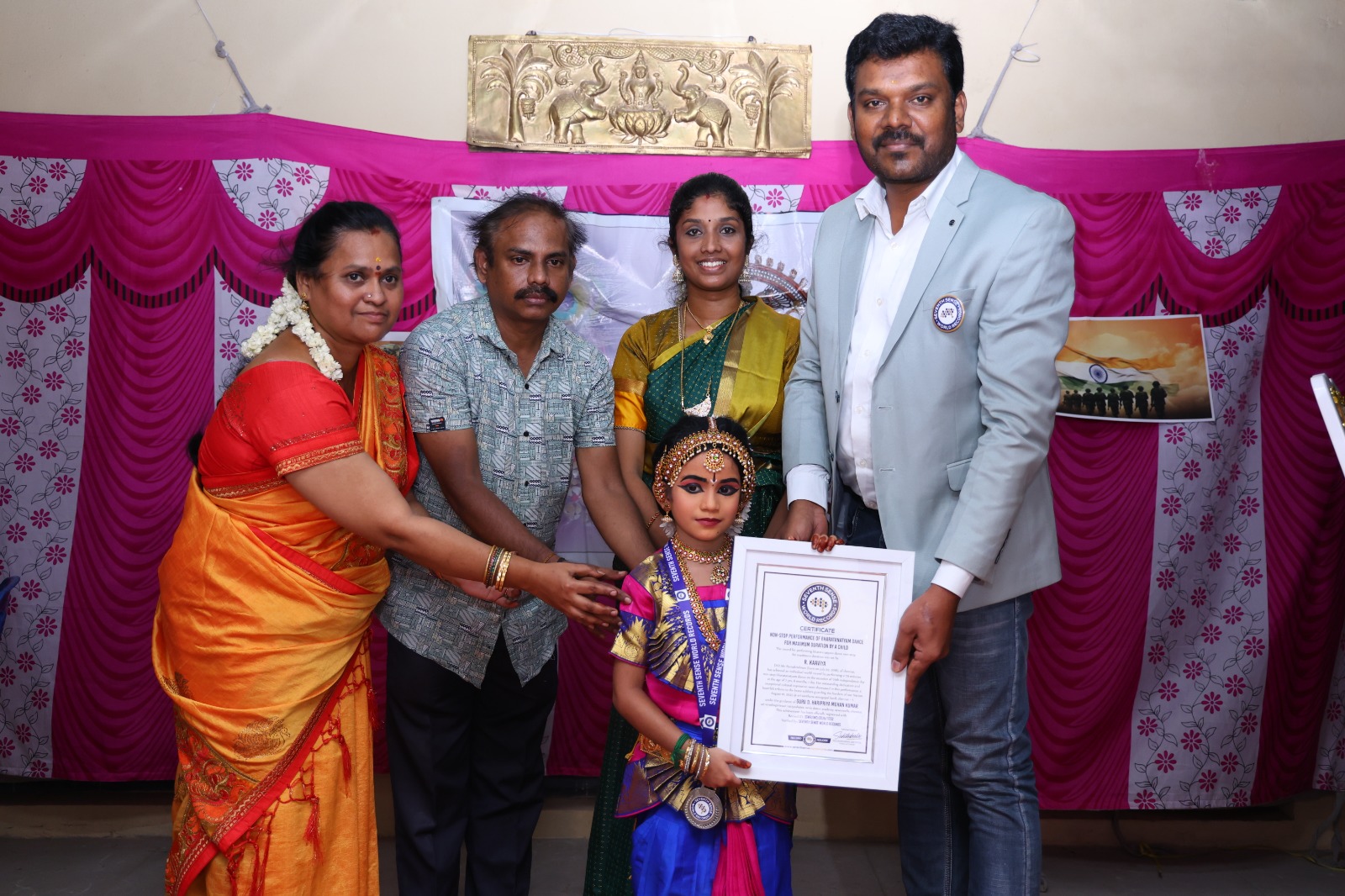 NON-STOP PERFORMANCE OF BHARATANATYAM DANCE FOR MAXIMUM DURATION BY A CHILD gallery image 1
